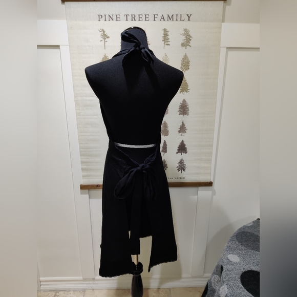 Little Black Apron - One Size - Picture 4 of 5